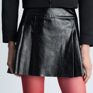 NWT Mango Leather-effect pleated mini-skirt